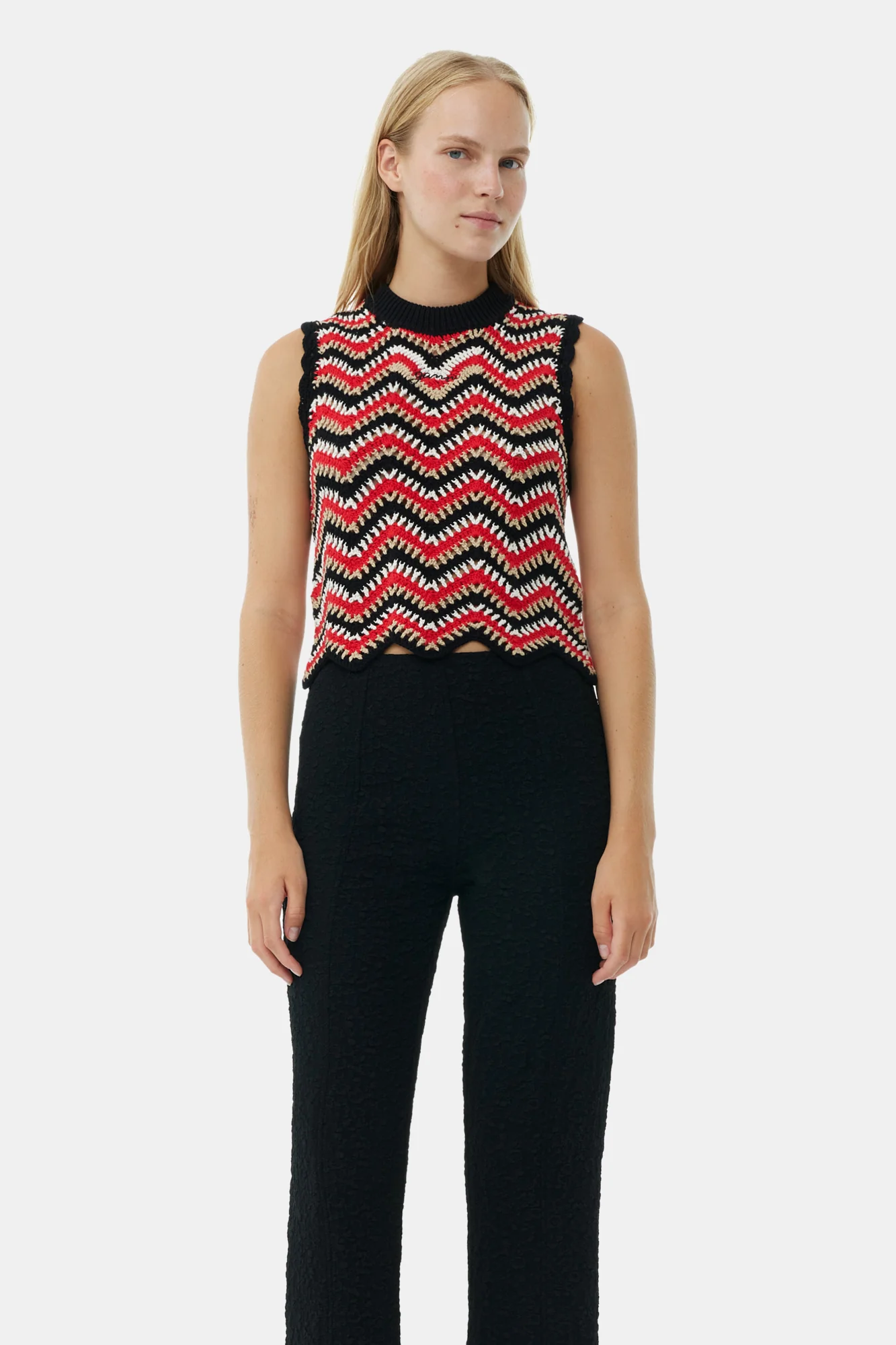 Textured Suiting Cropped Trousers | Black - Image 4
