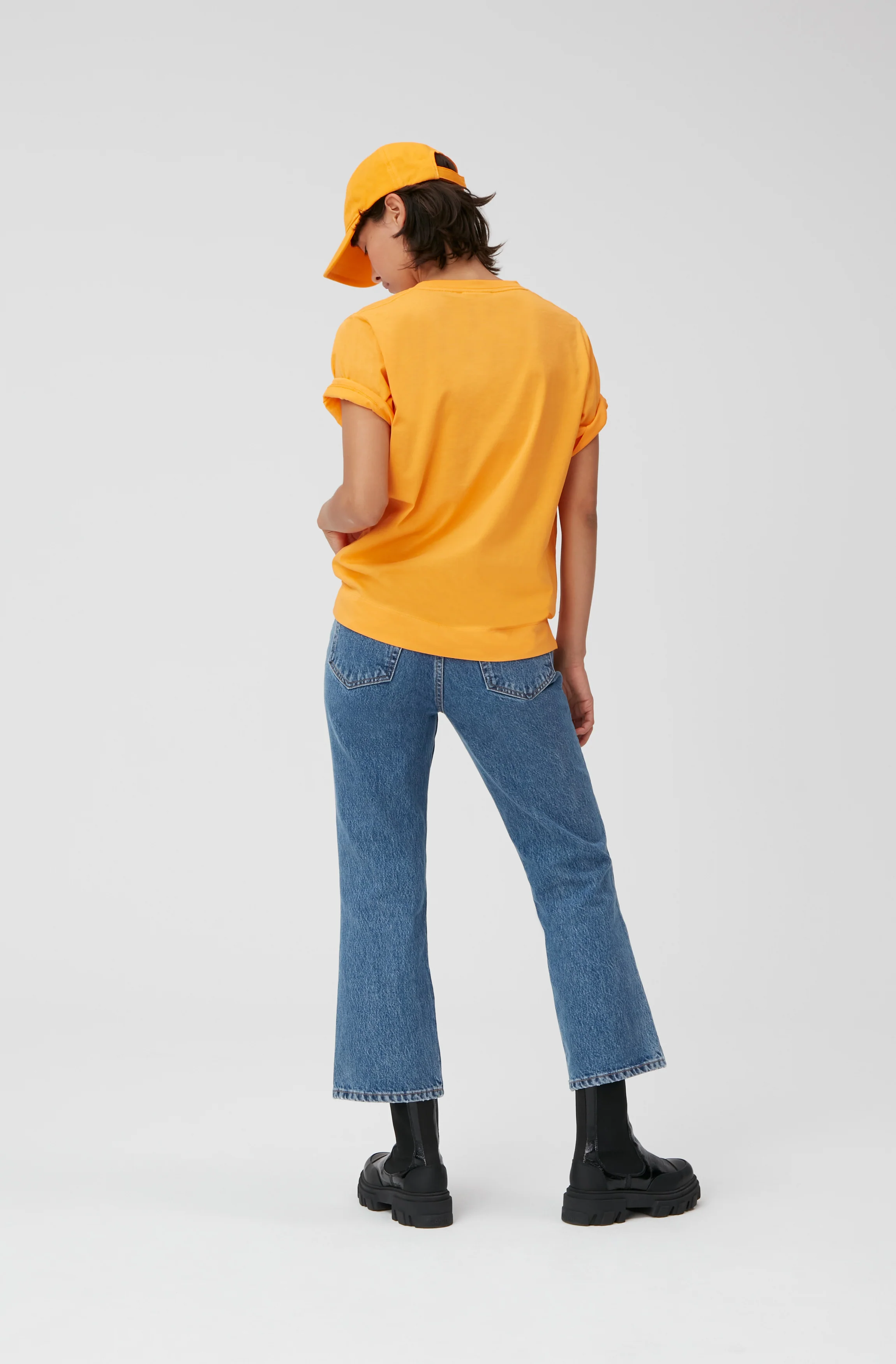 Thin Software Jersey O-Neck T-Shirt | Bright Marigold - Image 5