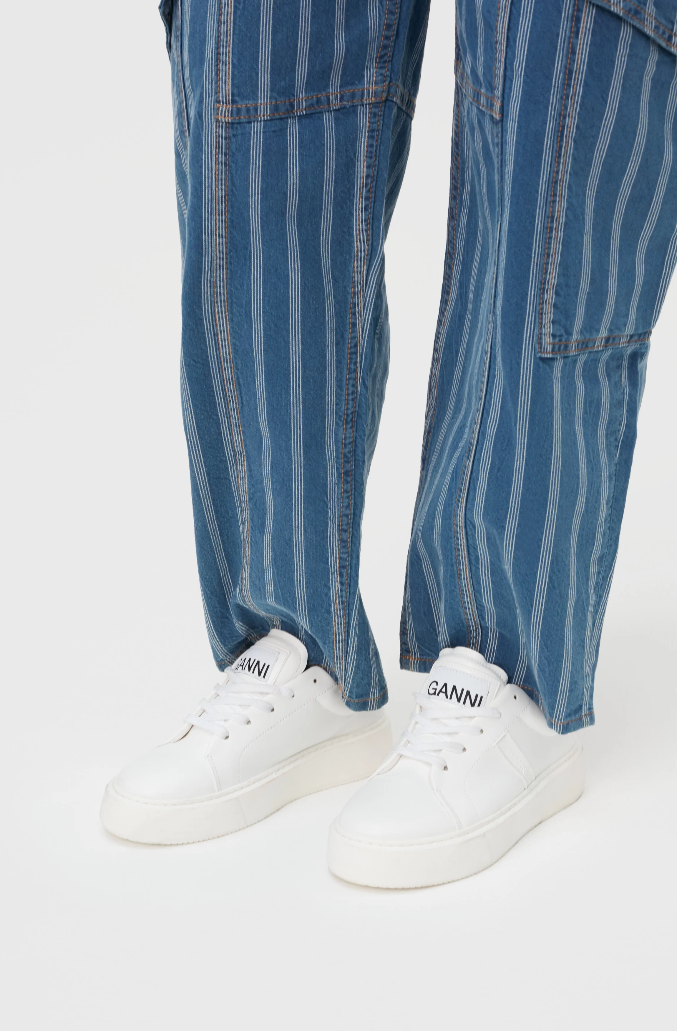VEGEA Sneakers | Egret - Image 4
