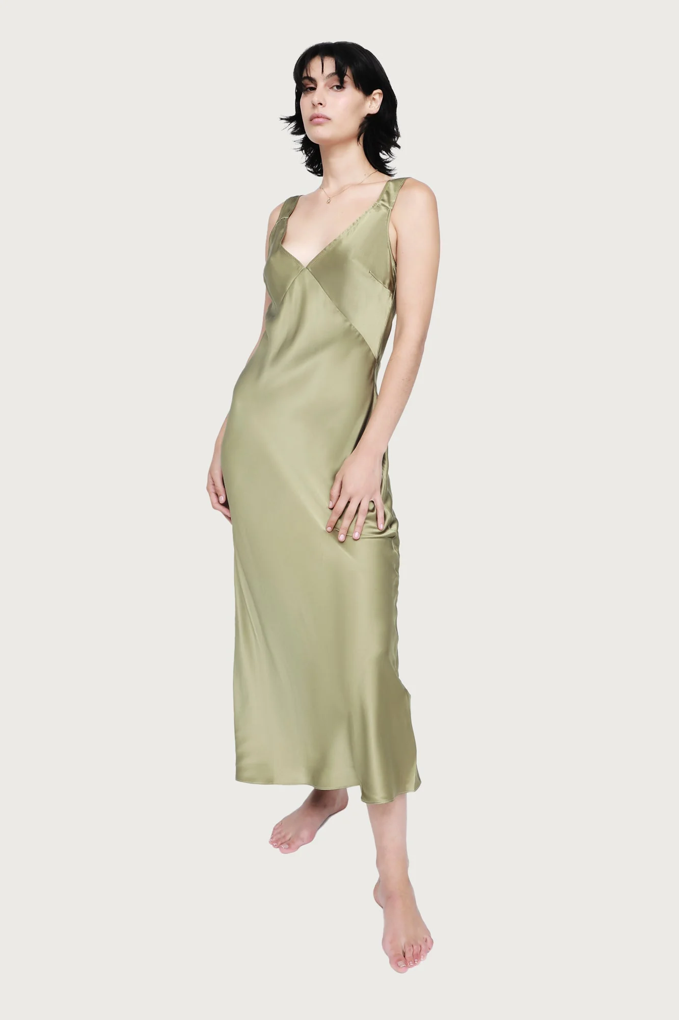 Day To Night Slip | Khaki - Image 5