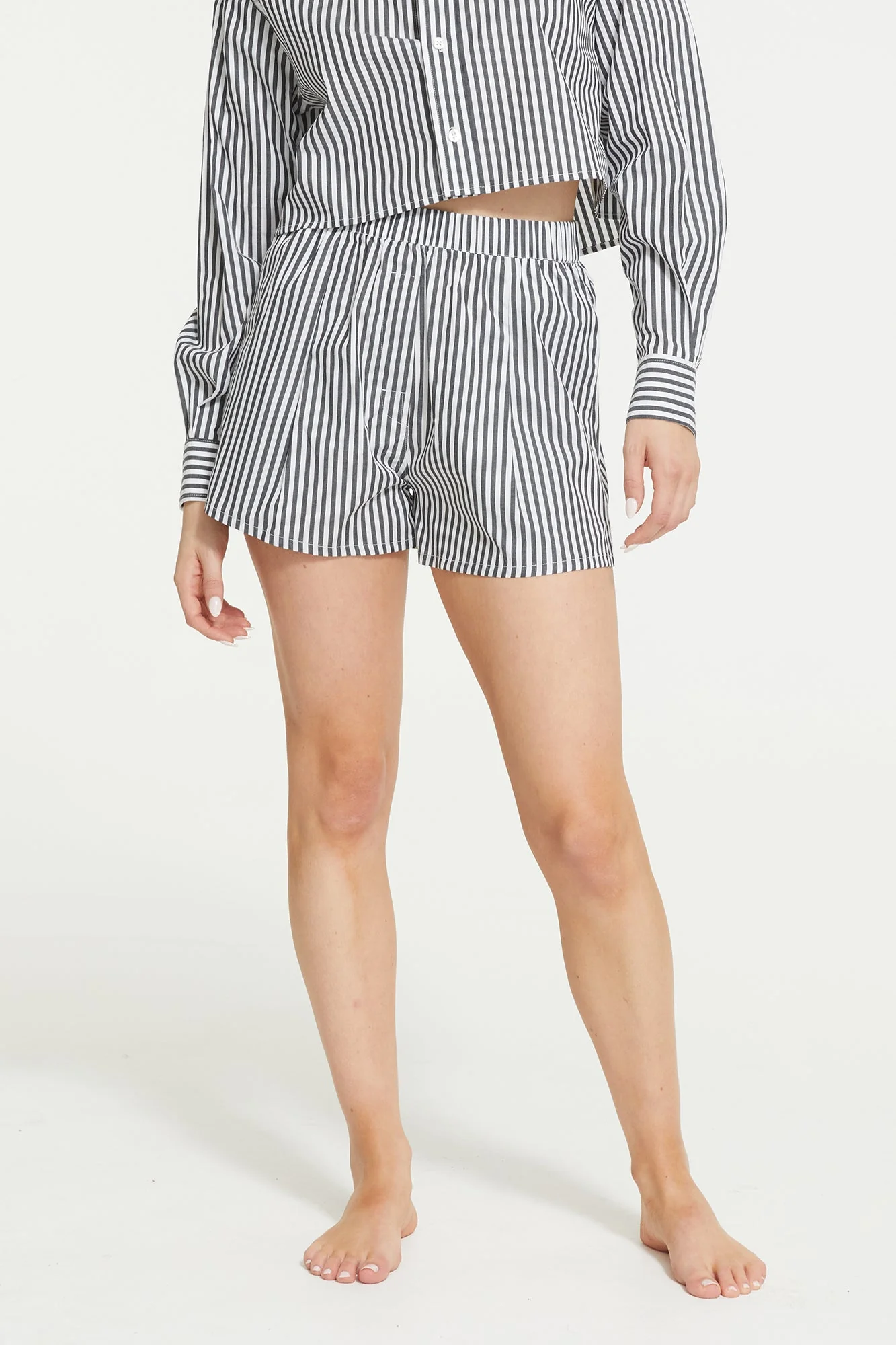 Franca Stripe Short | Black Stripe