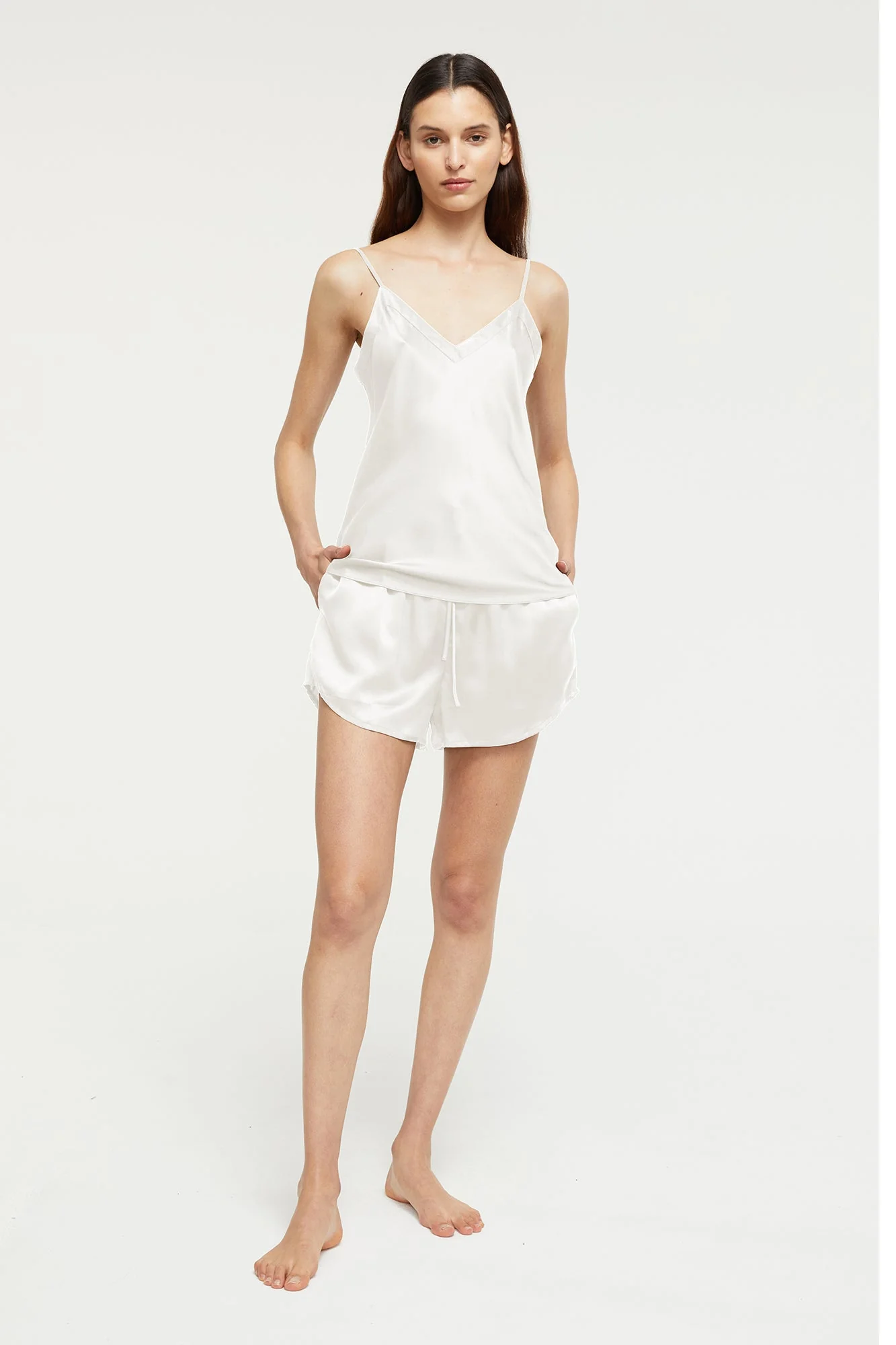 Noa Short | Creme - Image 5