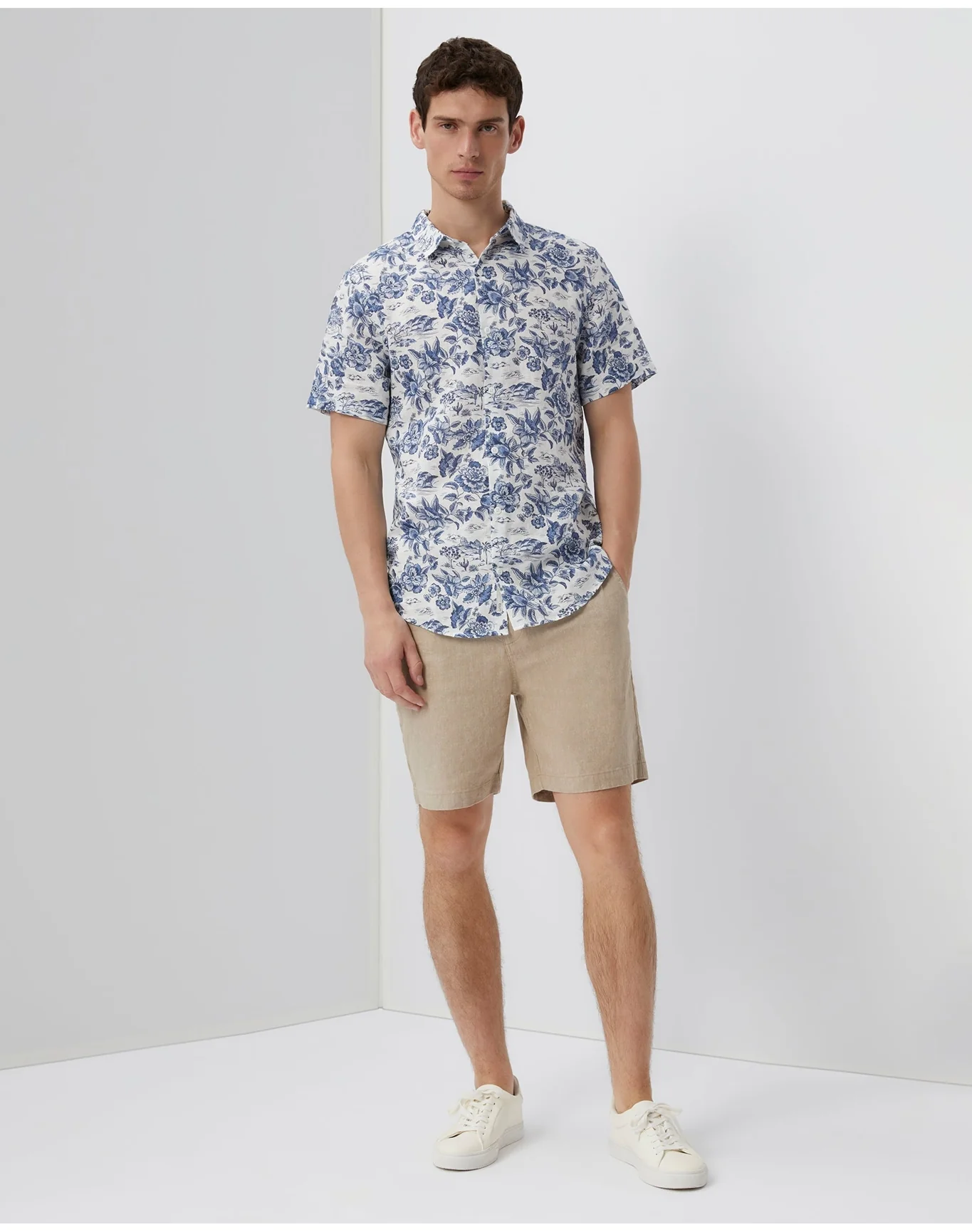 Men | 4 Way Stretch Hybrid Walk Short 7" | Sand - Image 4