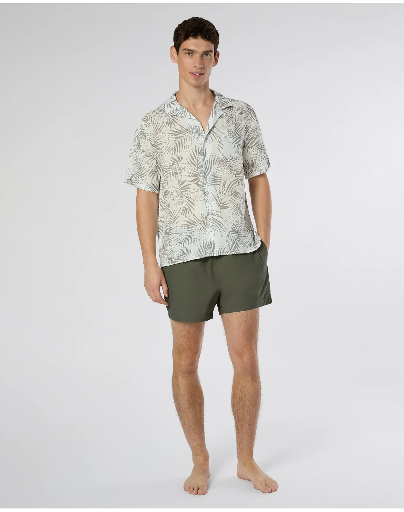 Men | Air Linen Convertible Vacation Shirt | White Light Olive - Image 4