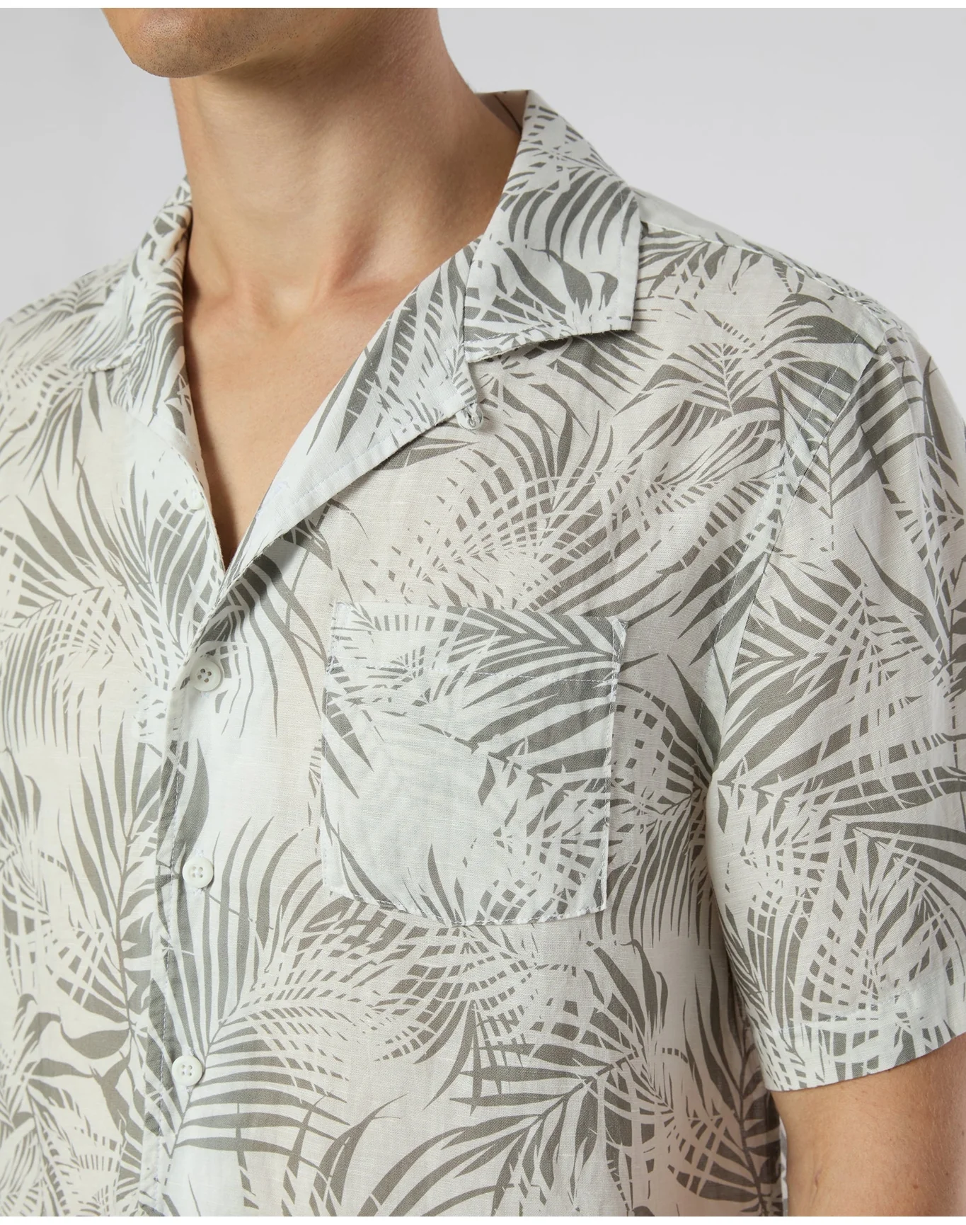 Men | Air Linen Convertible Vacation Shirt | White Light Olive - Image 5
