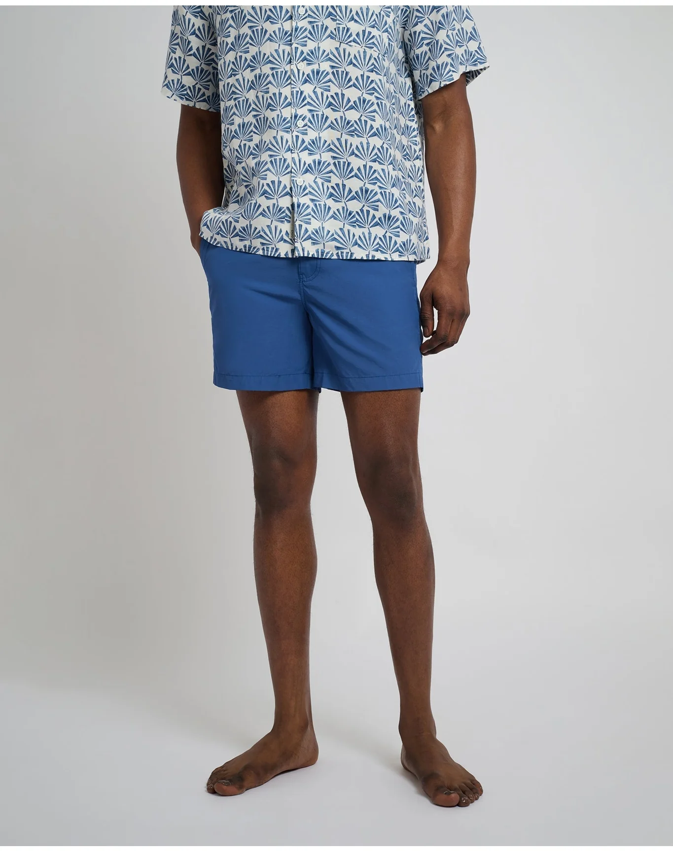 Men | Calder Buckle 5" Swim Trunk | Pool Blue - Image 3