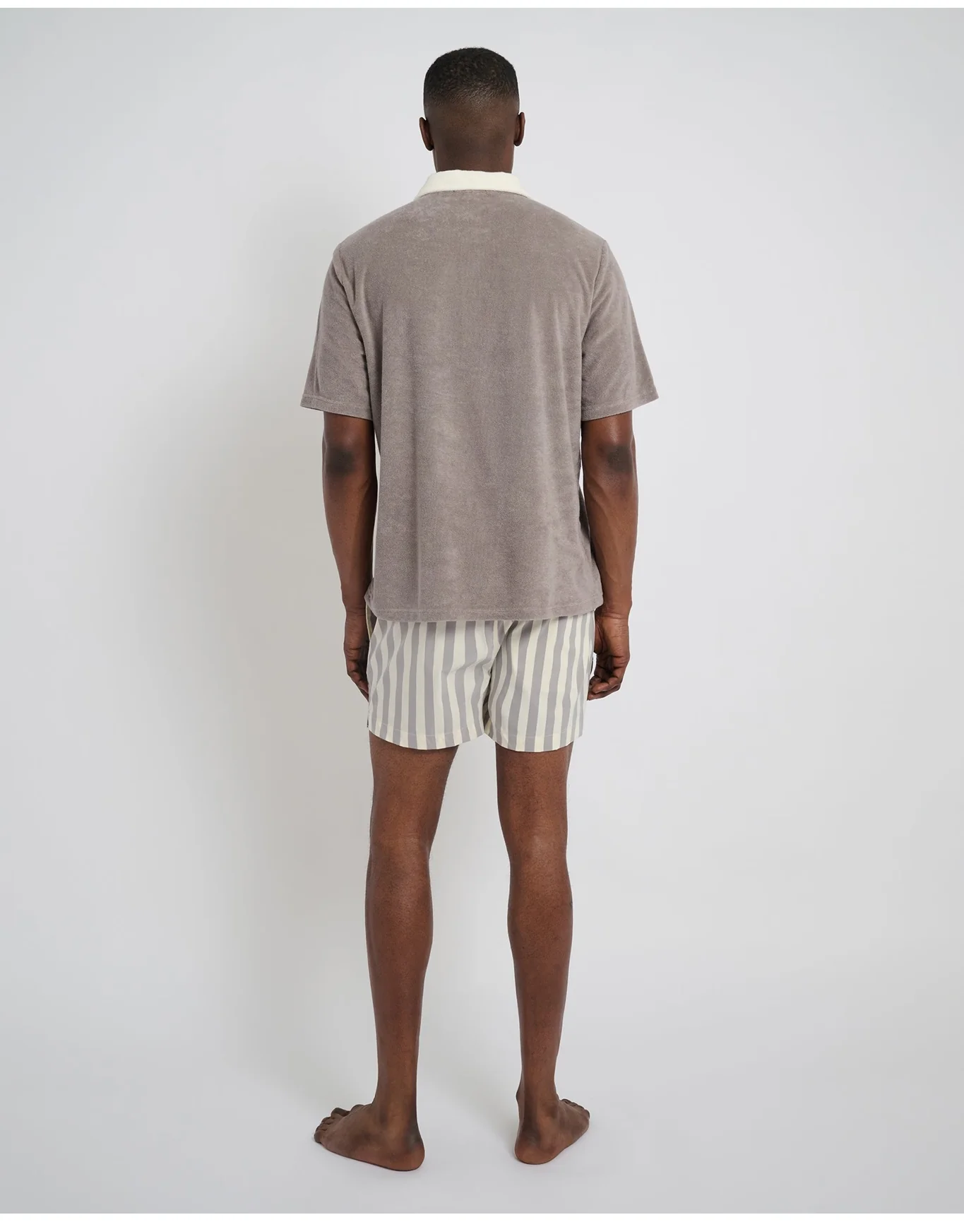 Men | Charles 4" Swim Trunk | Cinder Cream - Image 6