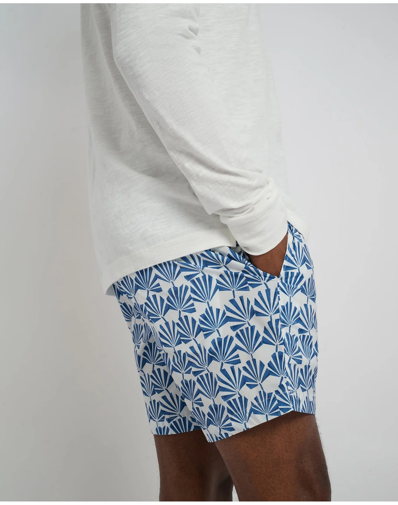 Men | Charles 5" Swim Trunk | Dark Blue - Image 2