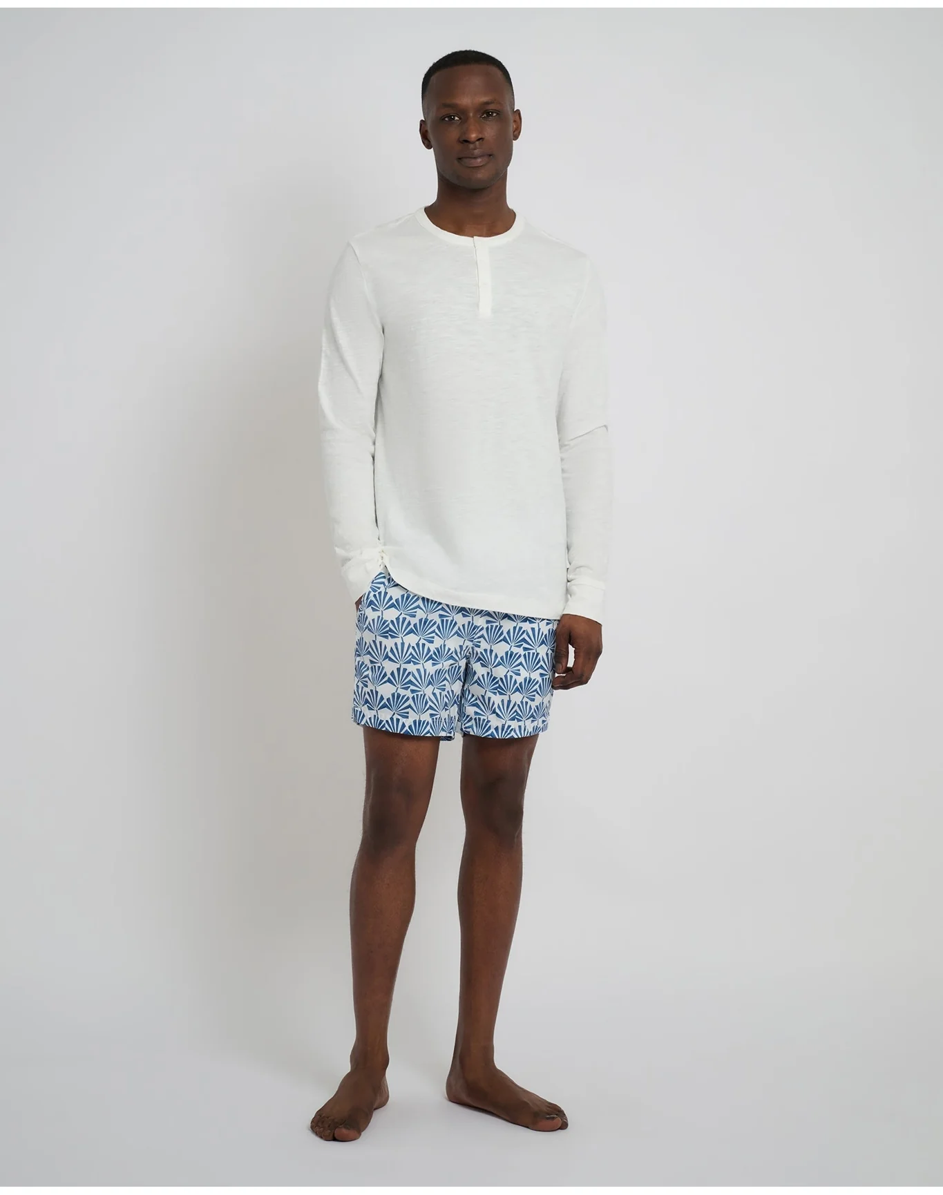 Men | Charles 5" Swim Trunk | Dark Blue - Image 4