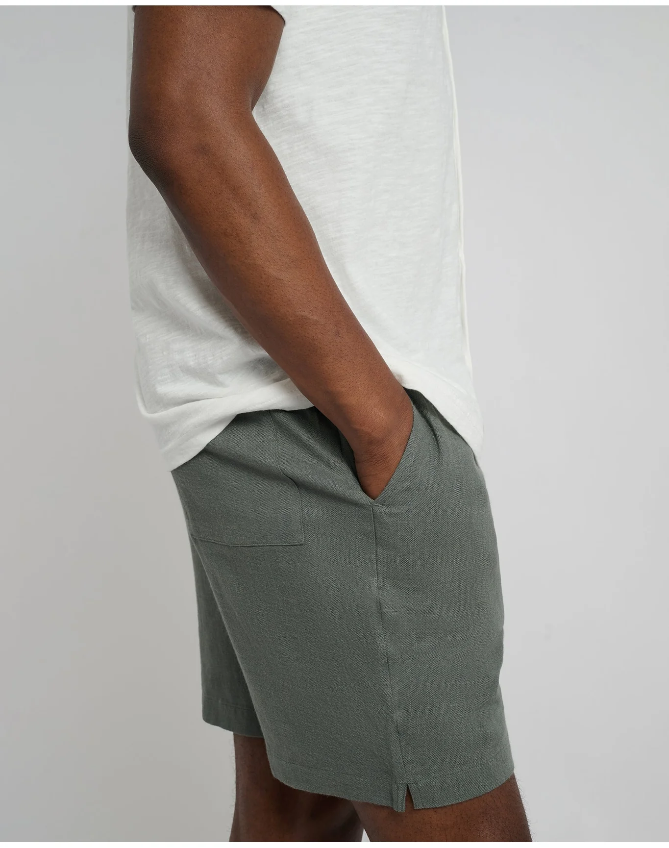 Men | Classic Pull On Linen Short 6In | Agave - Image 3