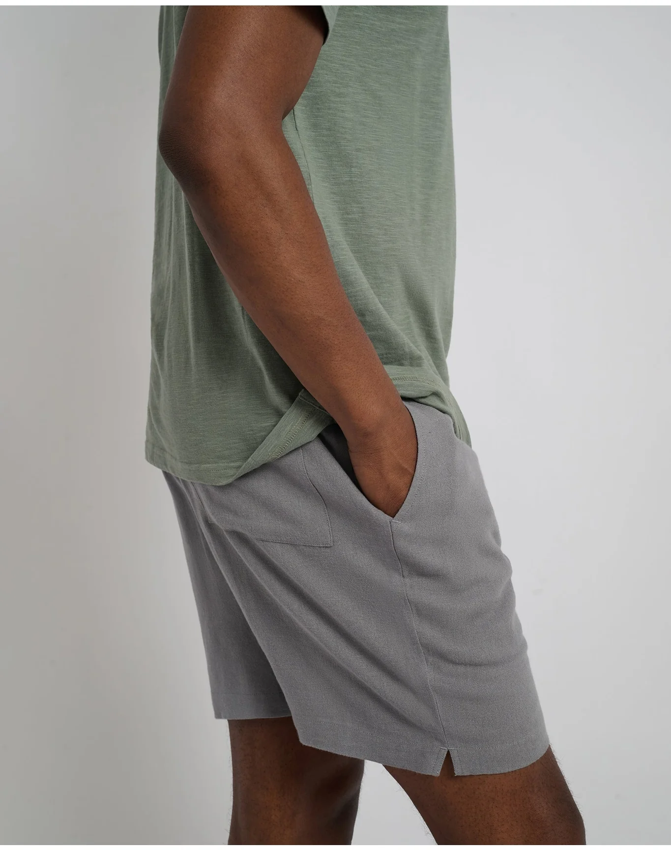 Men | Classic Pull On Linen Short 6In | Charcoal Gray - Image 3