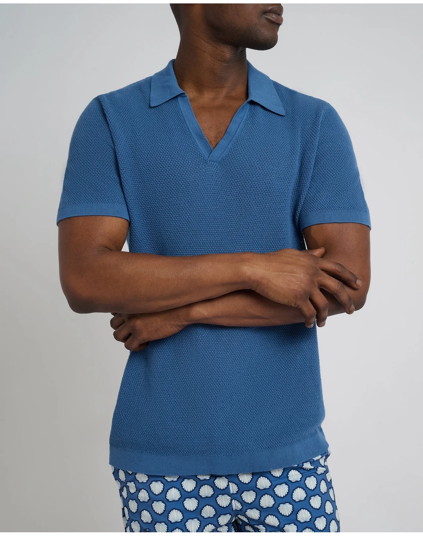 Men | Cotton Textured Johnny Collar Polo | Vintage Indigo - Image 3