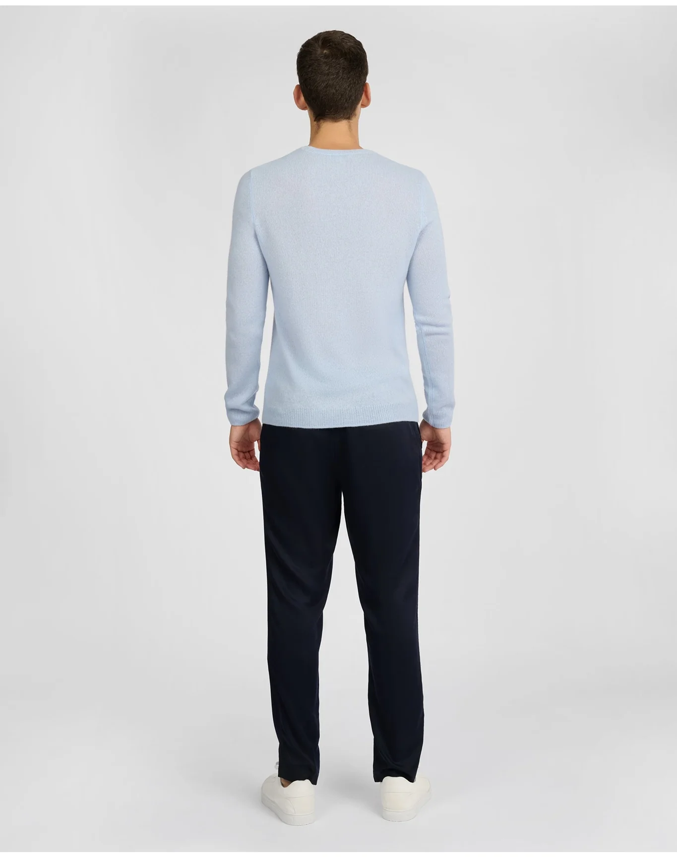 Men | Featherweight Cashmere Sweater | Soft Sky - Image 5