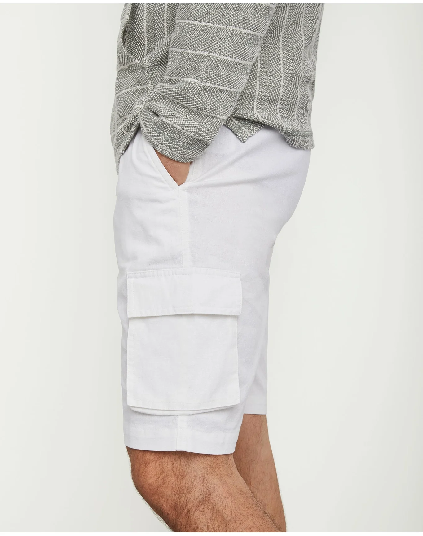 Men | Stretch Linen Pull On Cargo Short | Navy - Image 14