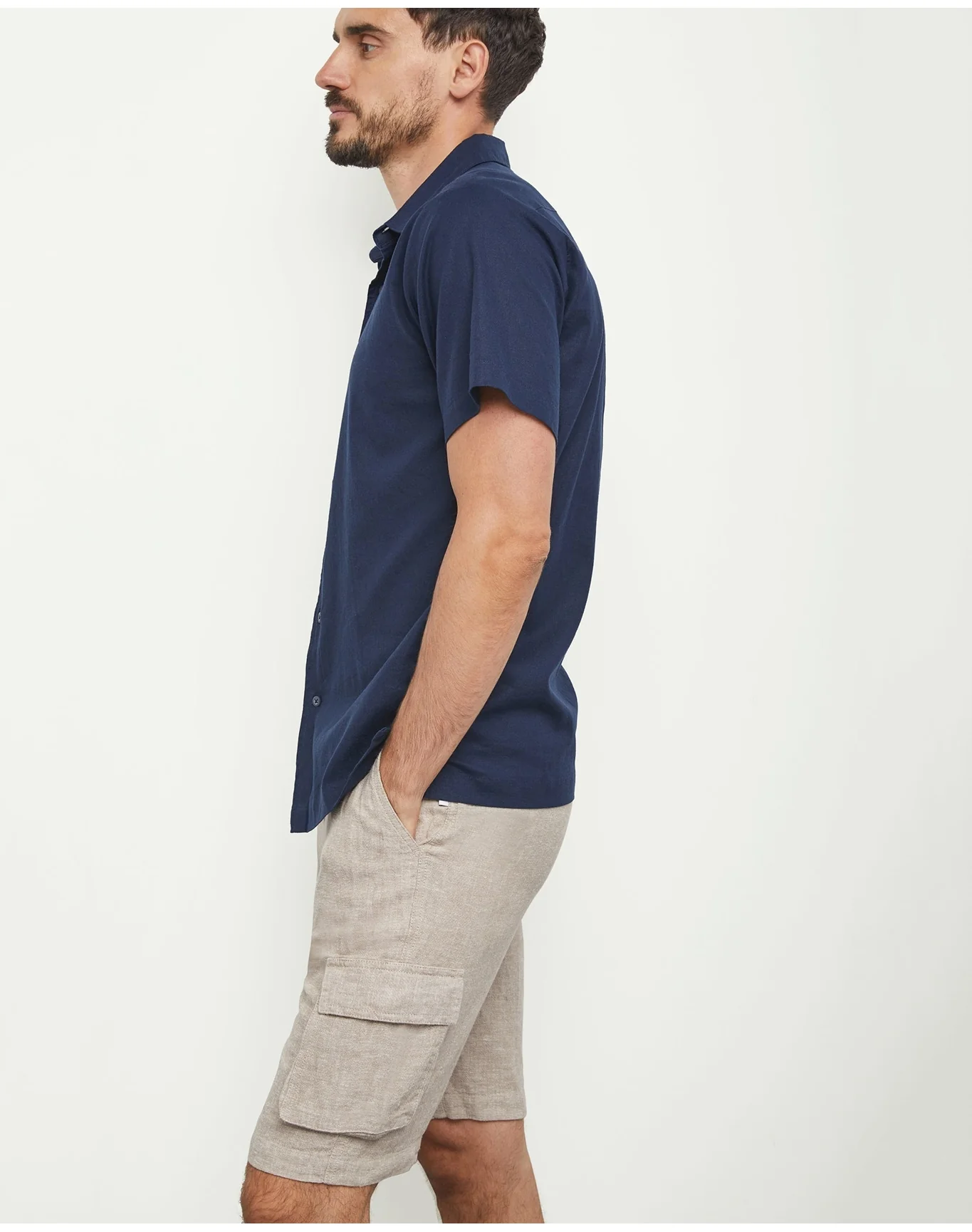Men | Stretch Linen Pull On Cargo Short | Navy - Image 7
