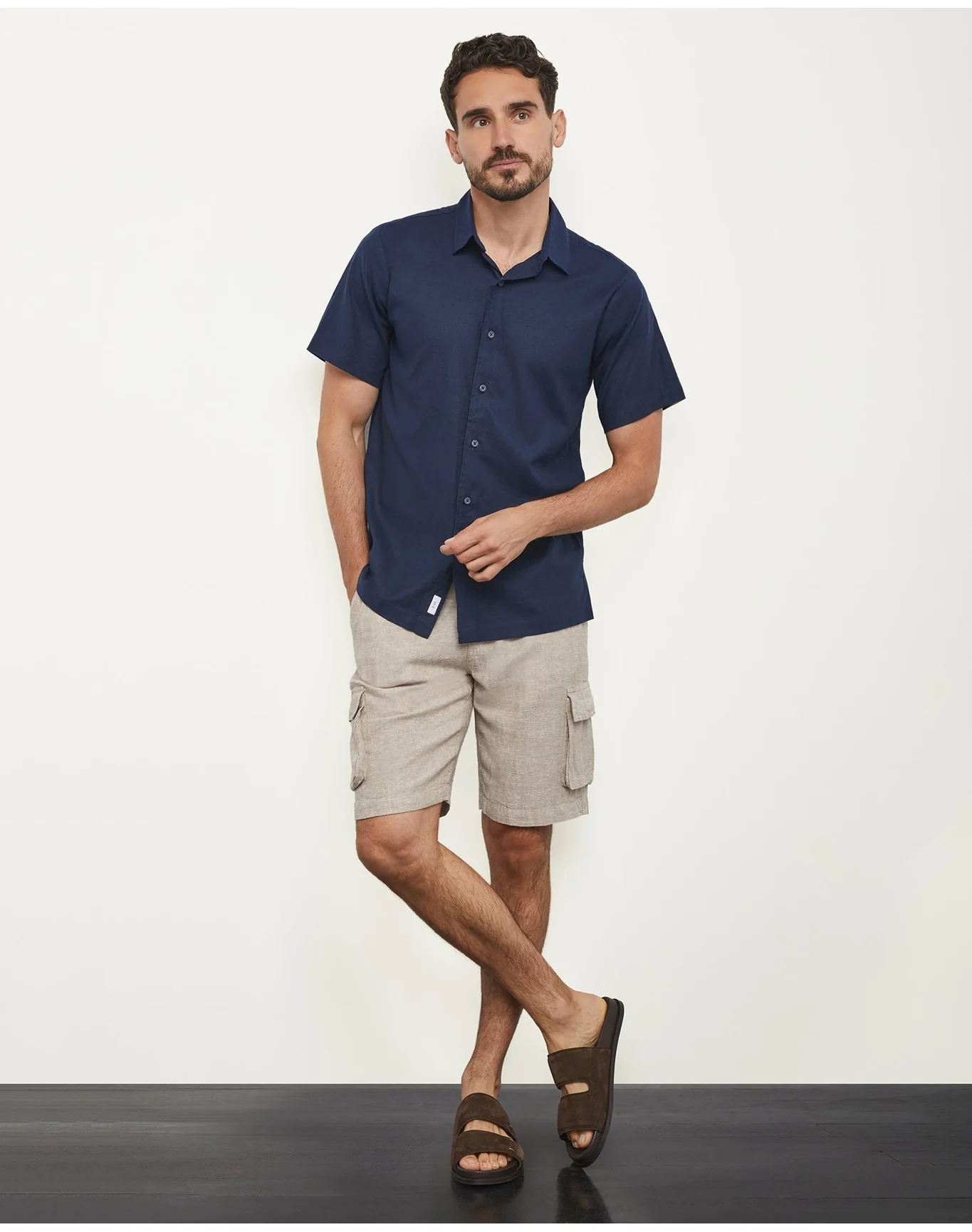 Men | Stretch Linen Pull On Cargo Short | Navy - Image 9