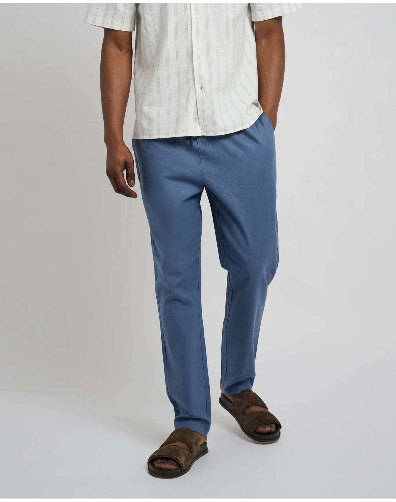 Men | Stretch Linen Pull On Pant | Vintage Indigo - Image 3