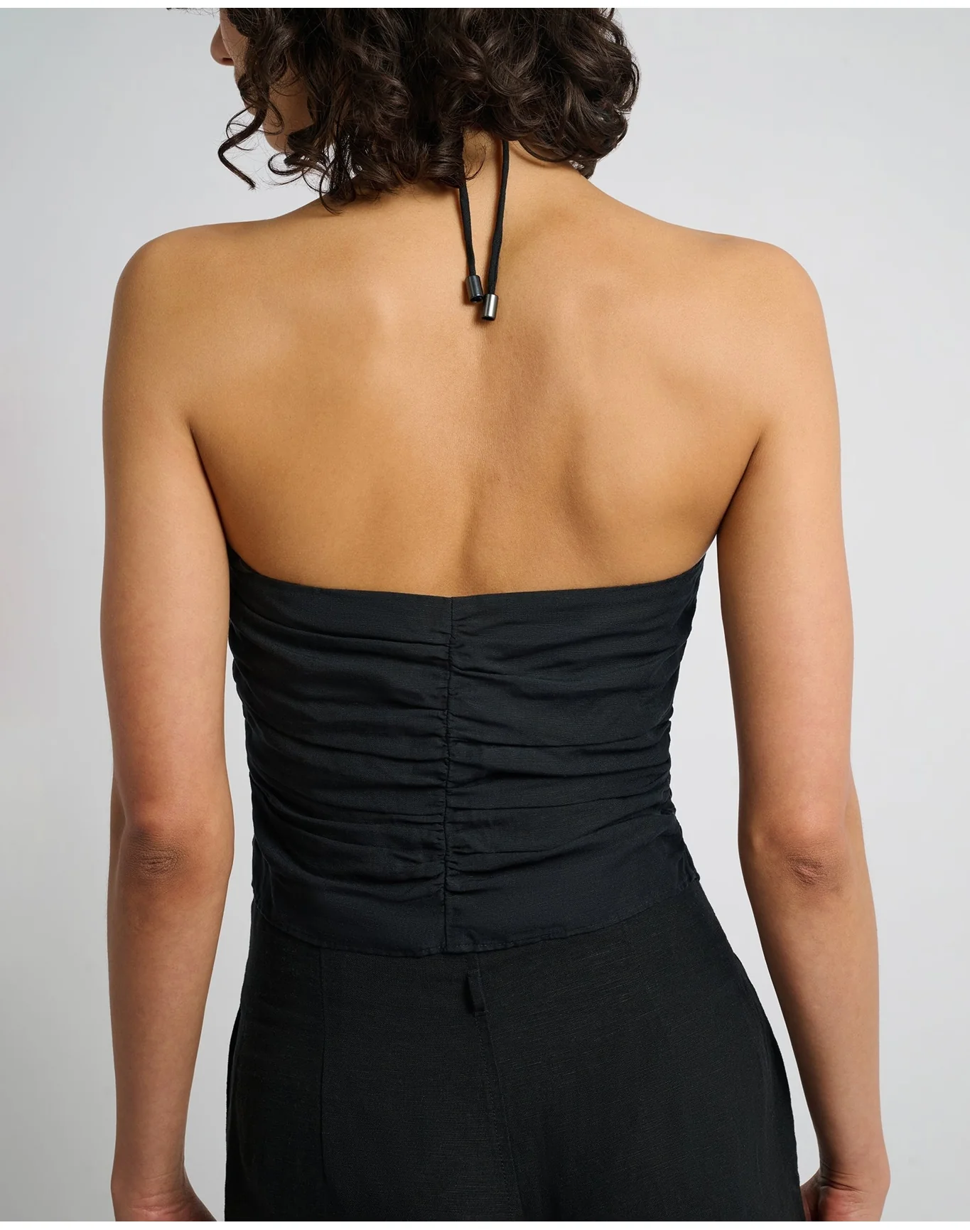 Women | Air Linen Asymmetrical Halter Top | Black - Image 5