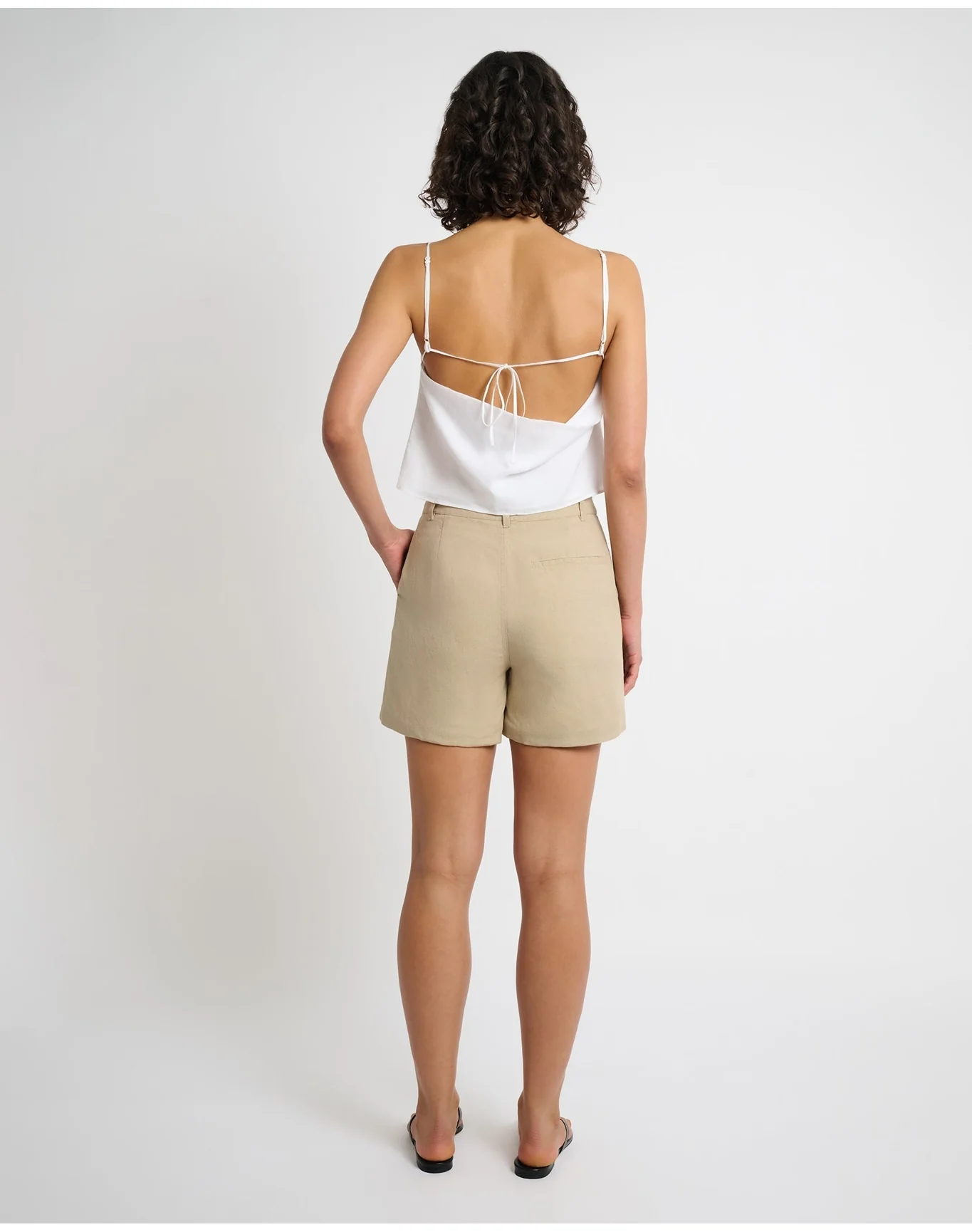 Women | Air Linen Boyfriend Short | Jute - Image 5
