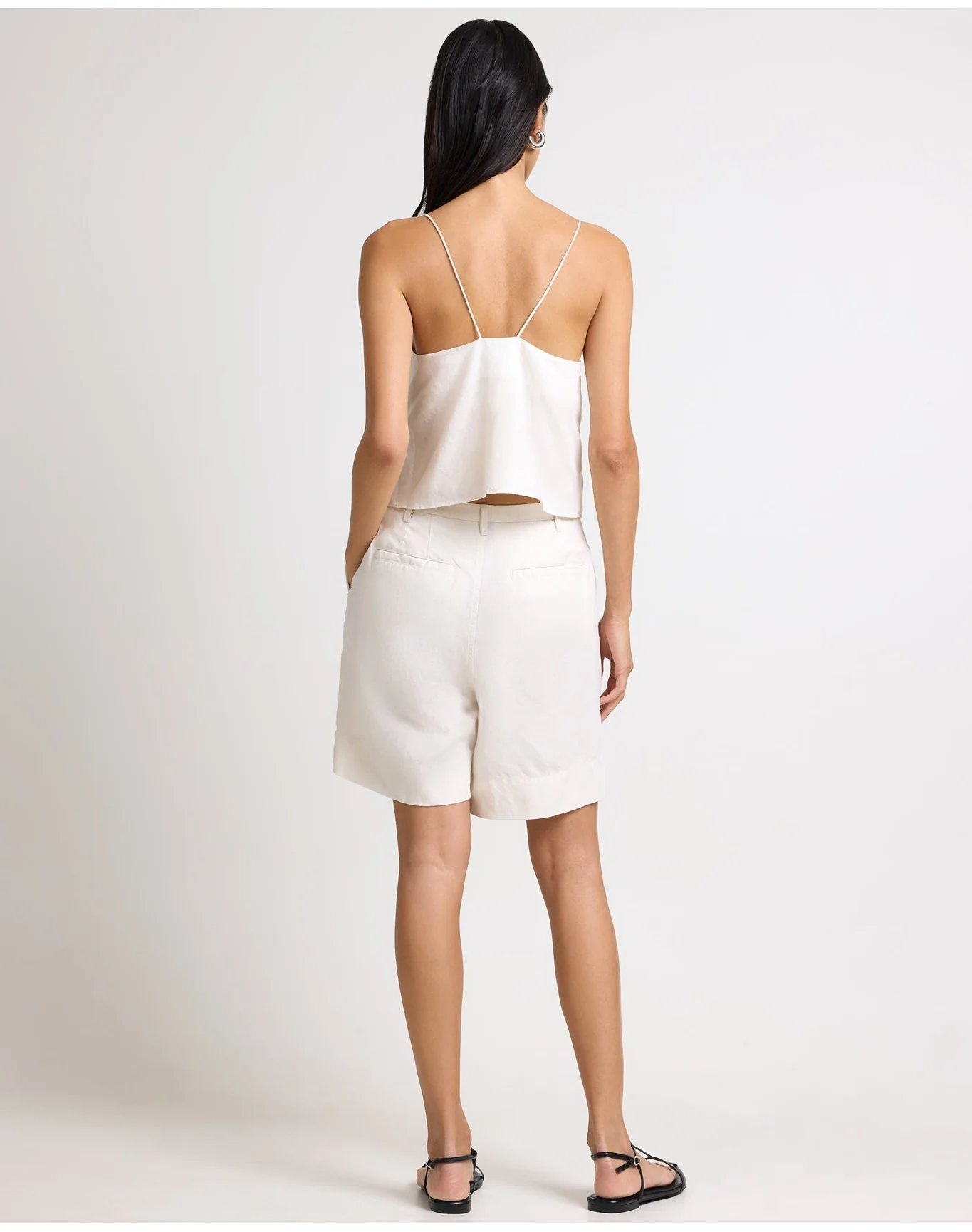 Women | Air Linen Pleated Bermuda Short | Natural - Image 5