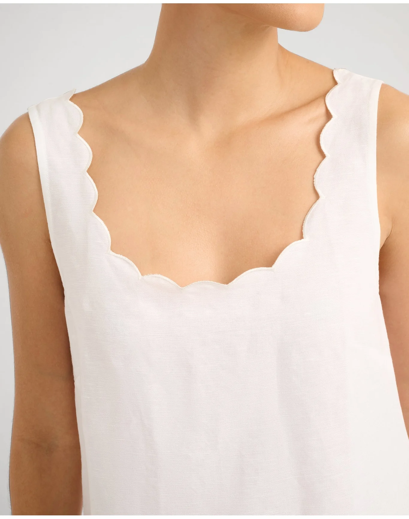 Women | Air Linen Scallop Shift Dress | White - Image 4