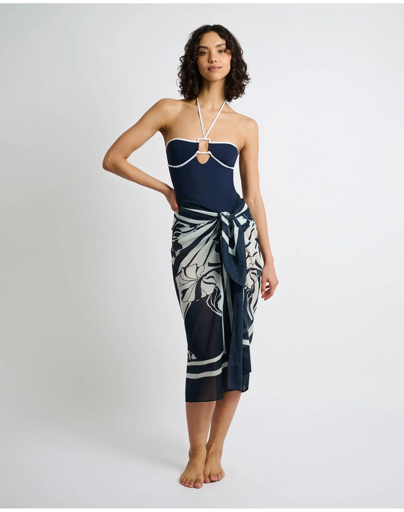 Women | Cotton Chiffon Pareo | Deep Navy Egret - Image 2