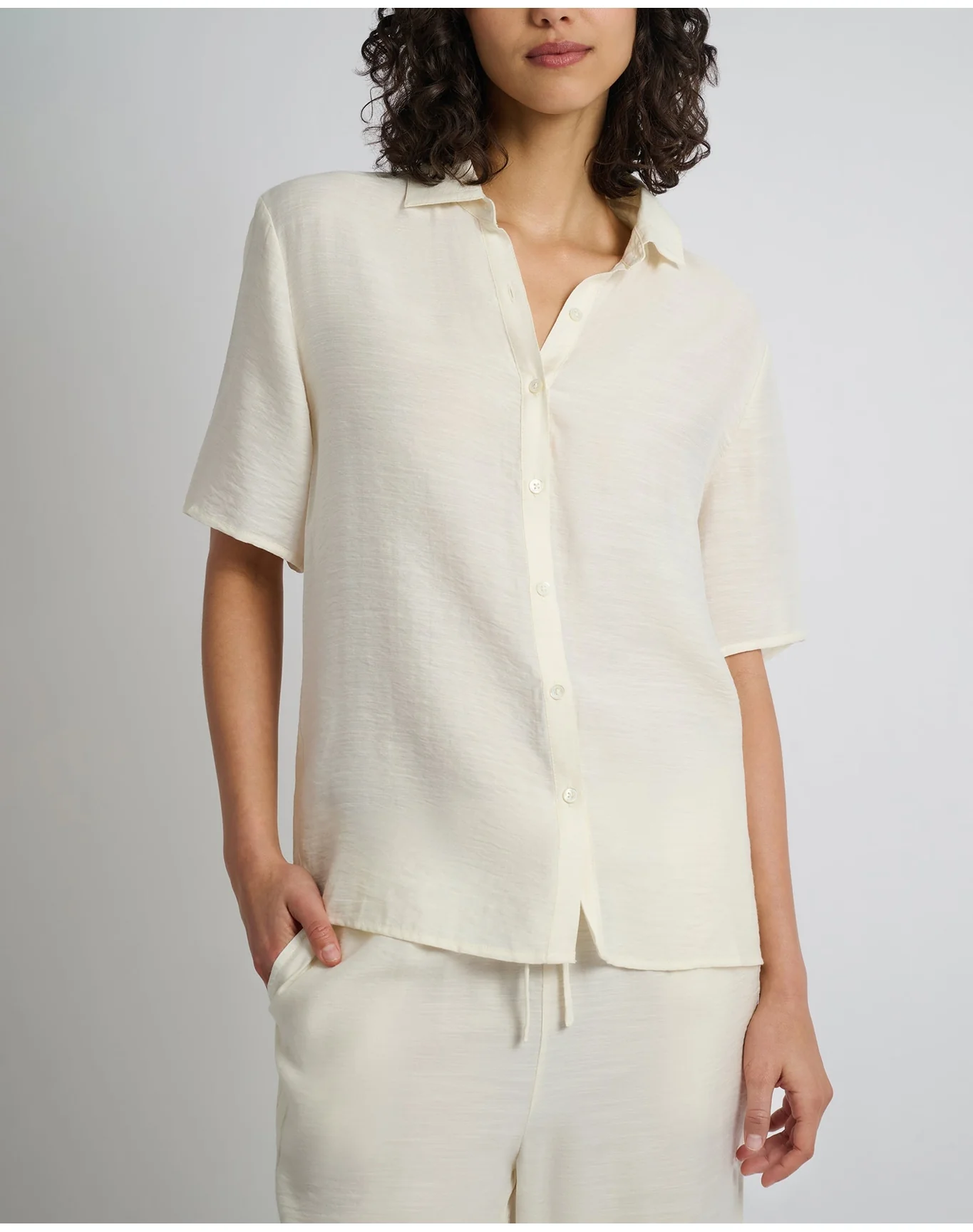 Women | Crinkle Oversized Short Sleeve Button Up Shirt | Egret