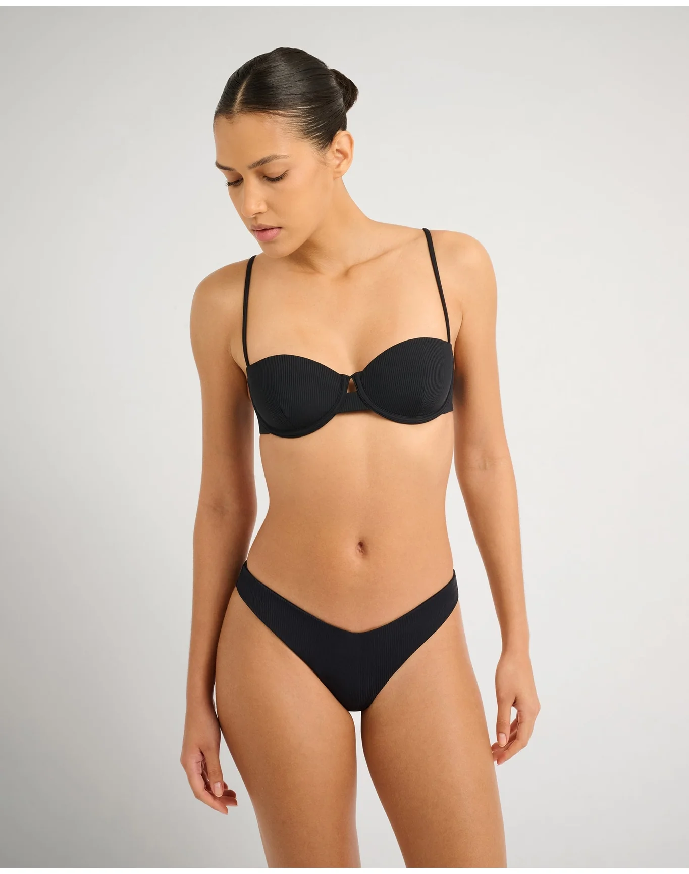 Women | Dalia Bikini Top | Black VTAG V2