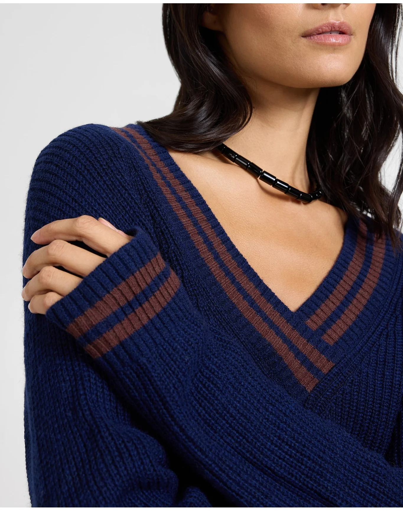 Women | Deep V Neck Varsity Pullover Sweater | Noir Navy Chestnut - Image 5