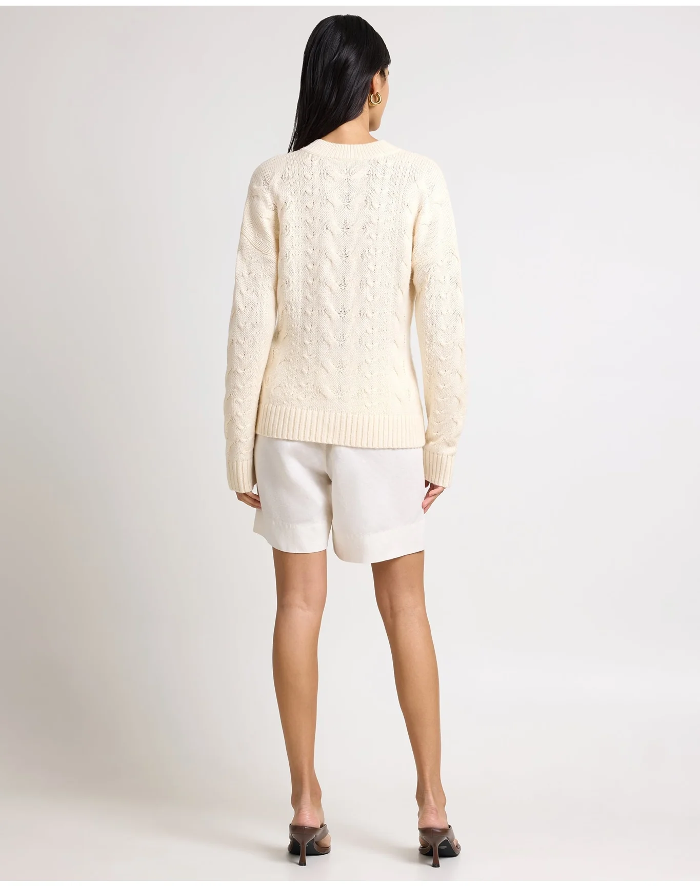 Women | Fitted Cable Knit Cardigan | Natural Melange - Image 5