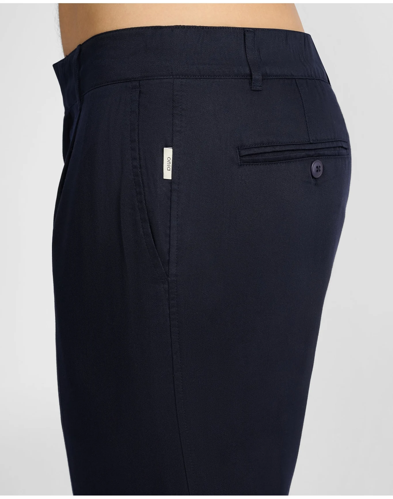 Men | Lyocell Tapered Trouser | Midnight - Image 3
