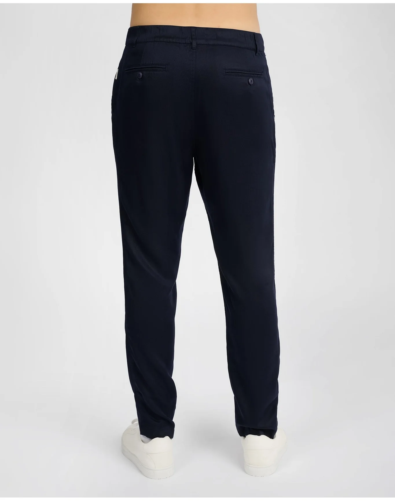 Men | Lyocell Tapered Trouser | Midnight - Image 5