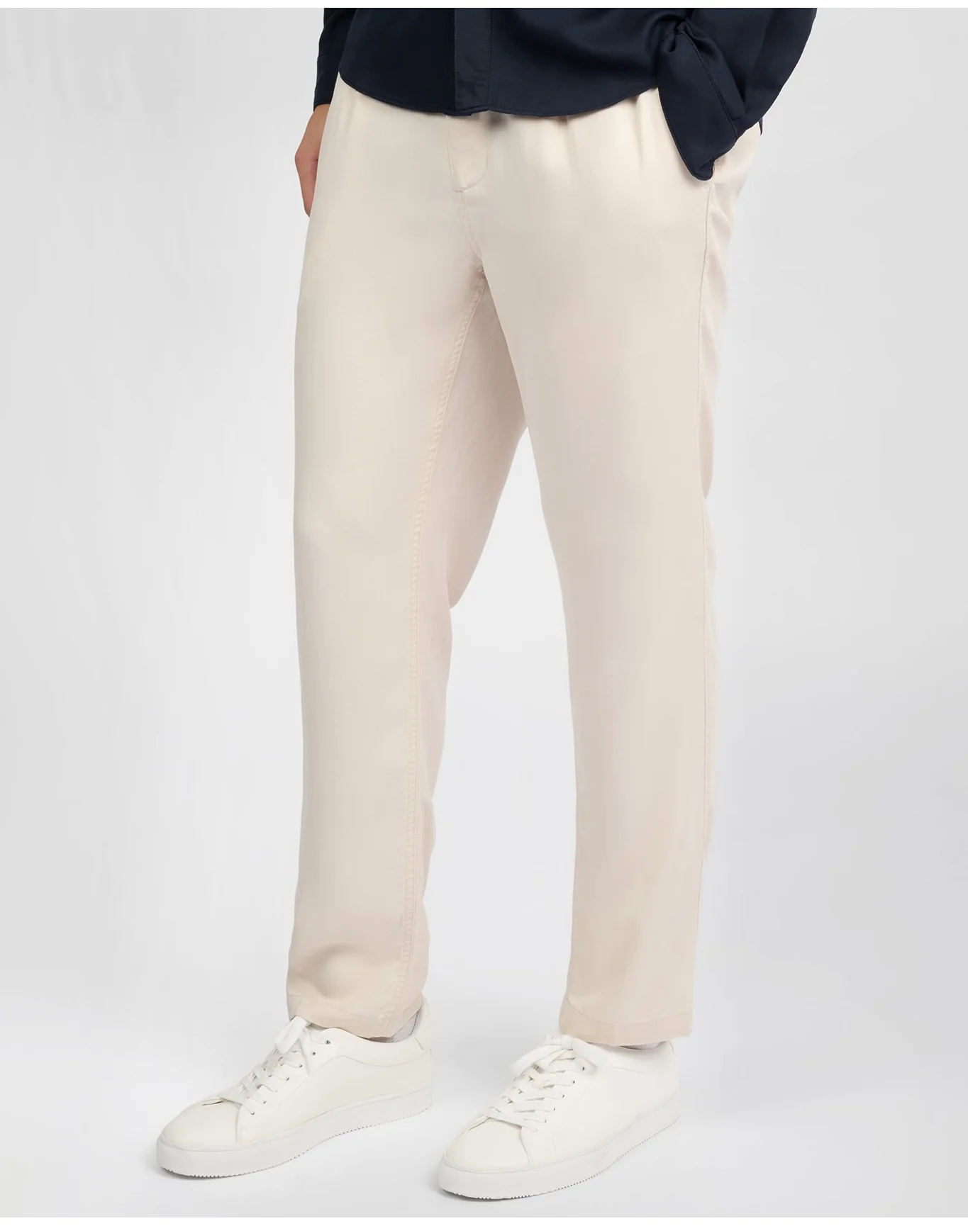 Men | Lyocell Tapered Trouser | Stone - Image 3