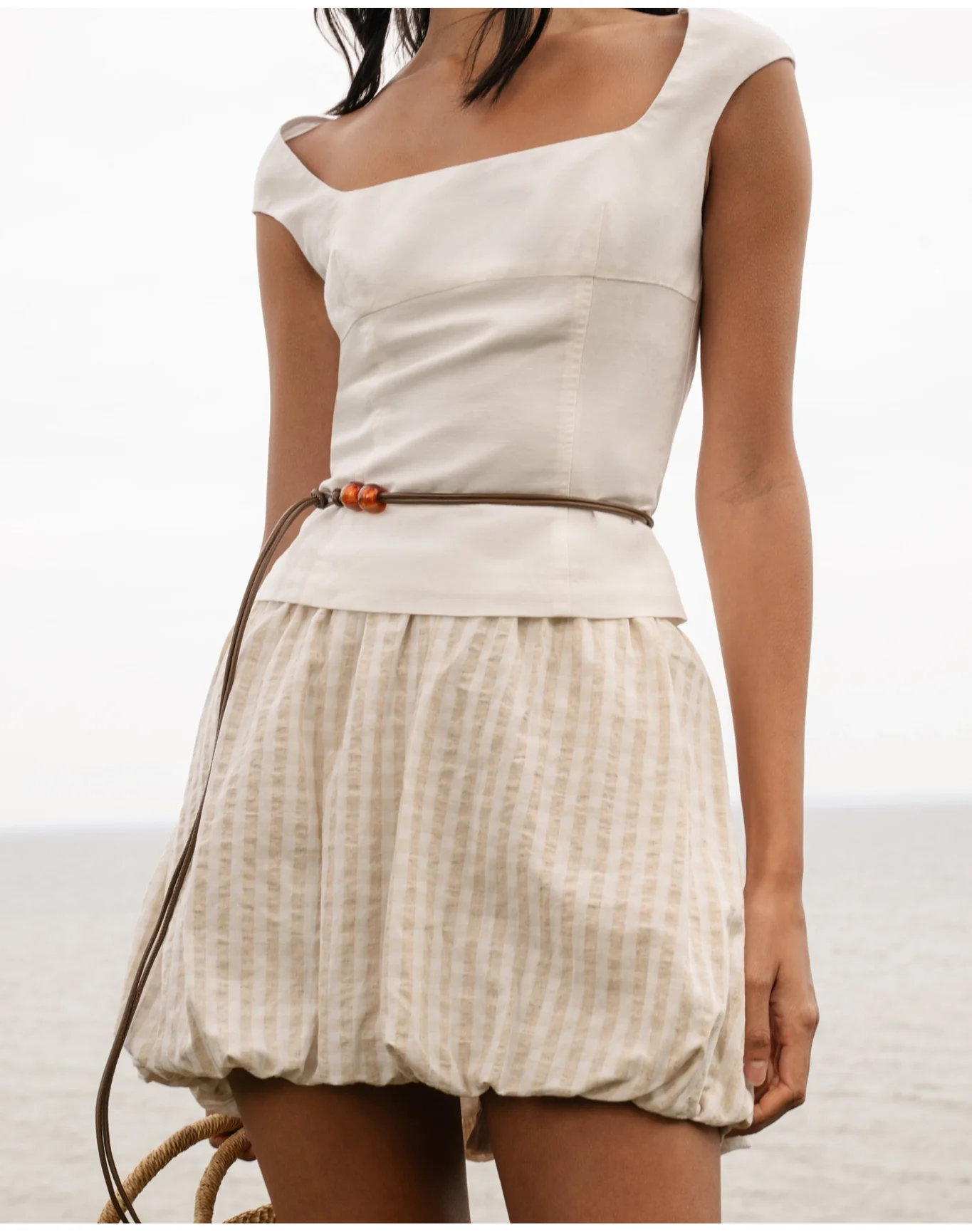 Women | Air Linen Bubble Mini Skirt | Natural - Image 2