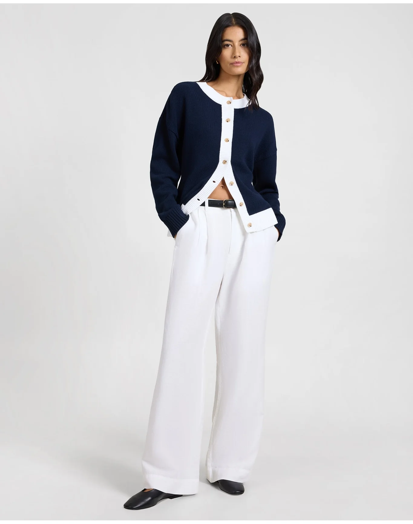 Women | Cotton Fitted Cardigan | Noir Navy x White - Image 4