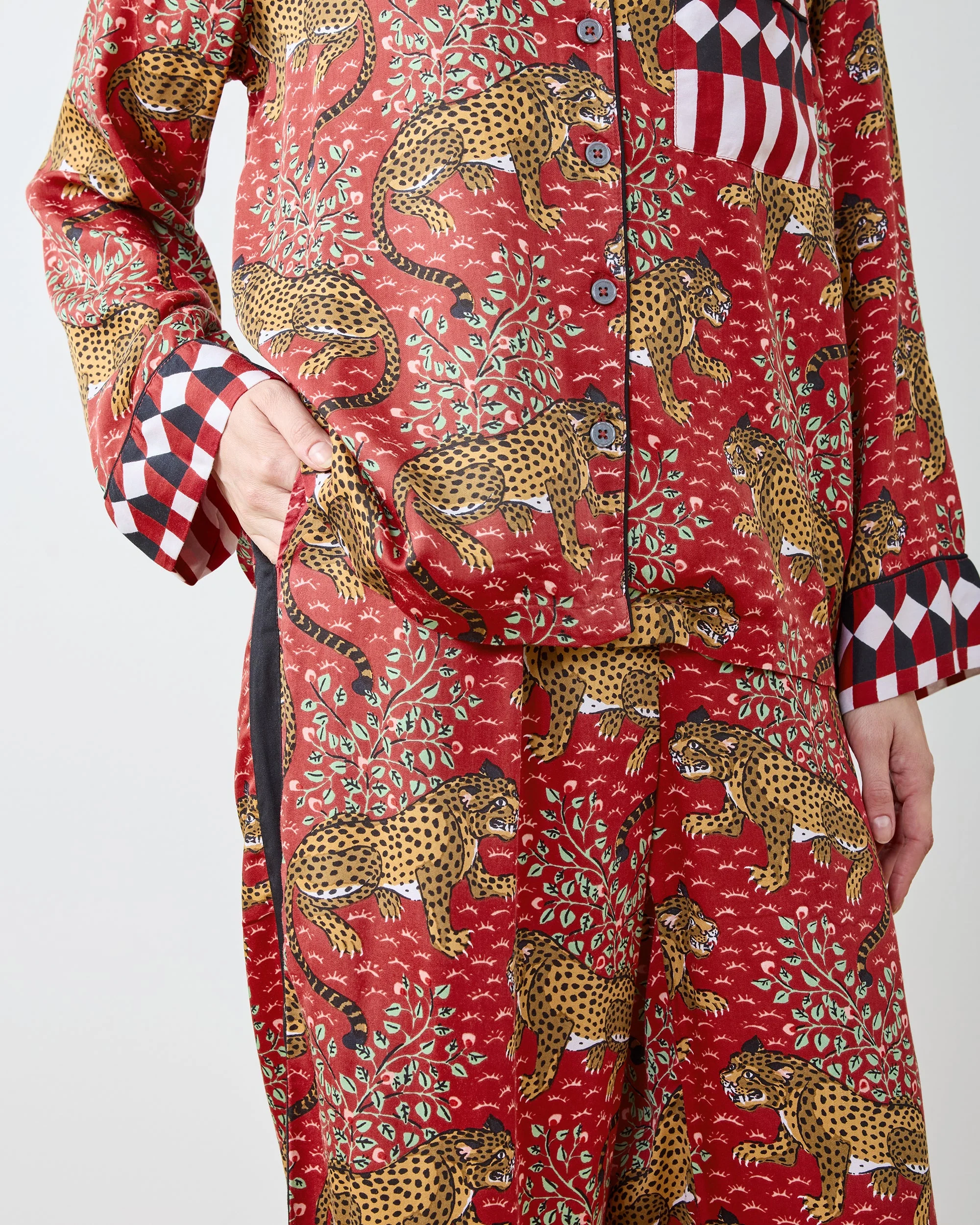 Bagheera - Eco Satin Rittenhouse Set | Scarlet - Image 5