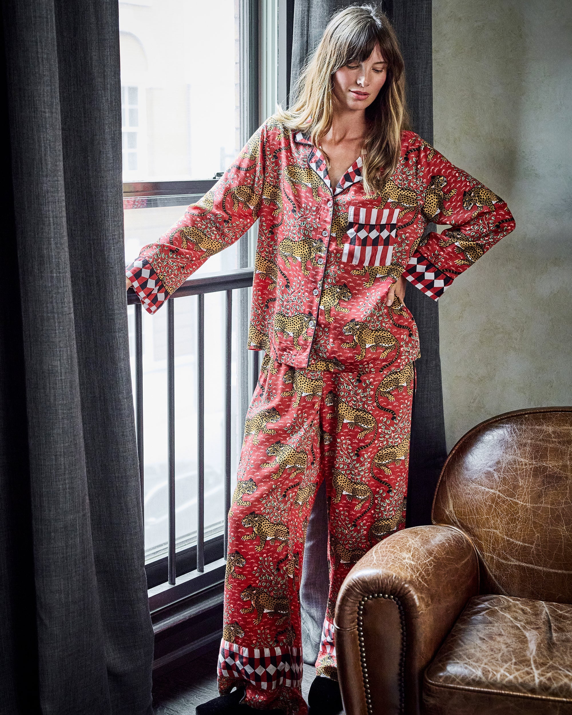 Bagheera - Eco Satin Rittenhouse Set | Scarlet - Image 6