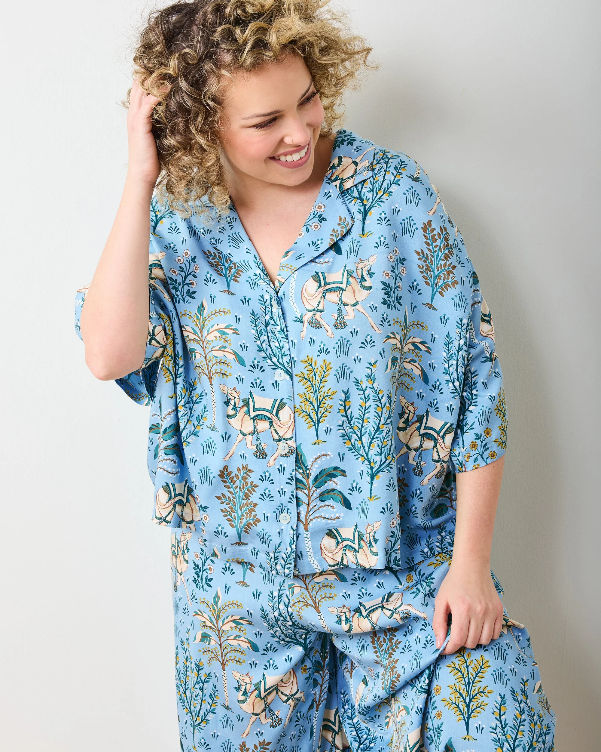 Camel's Courtyard - Eco Satin Wildest Dreams Set | Slate Blue - Image 3