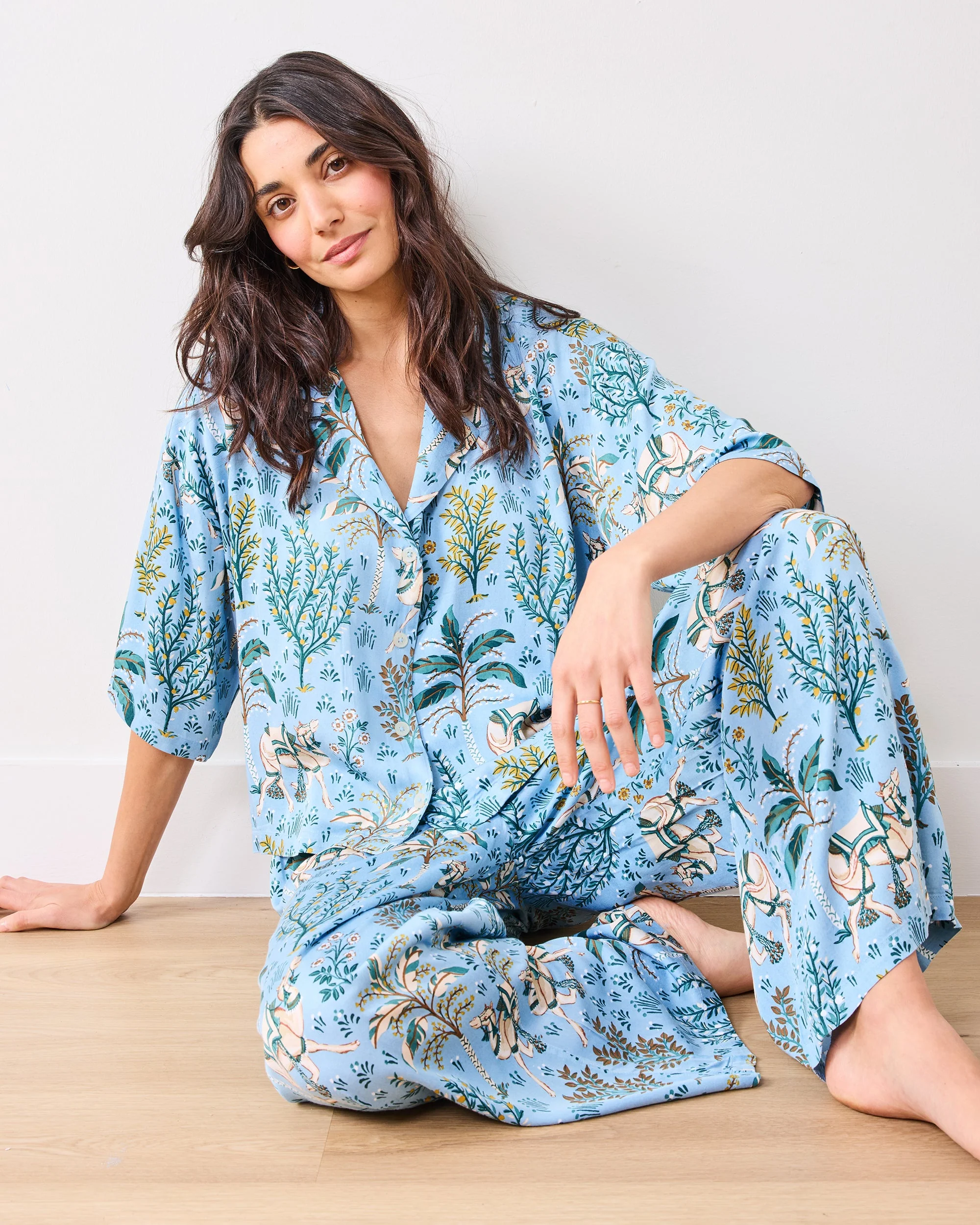 Camel's Courtyard - Tall Eco Satin Wildest Dreams Set | Slate Blue - Image 2