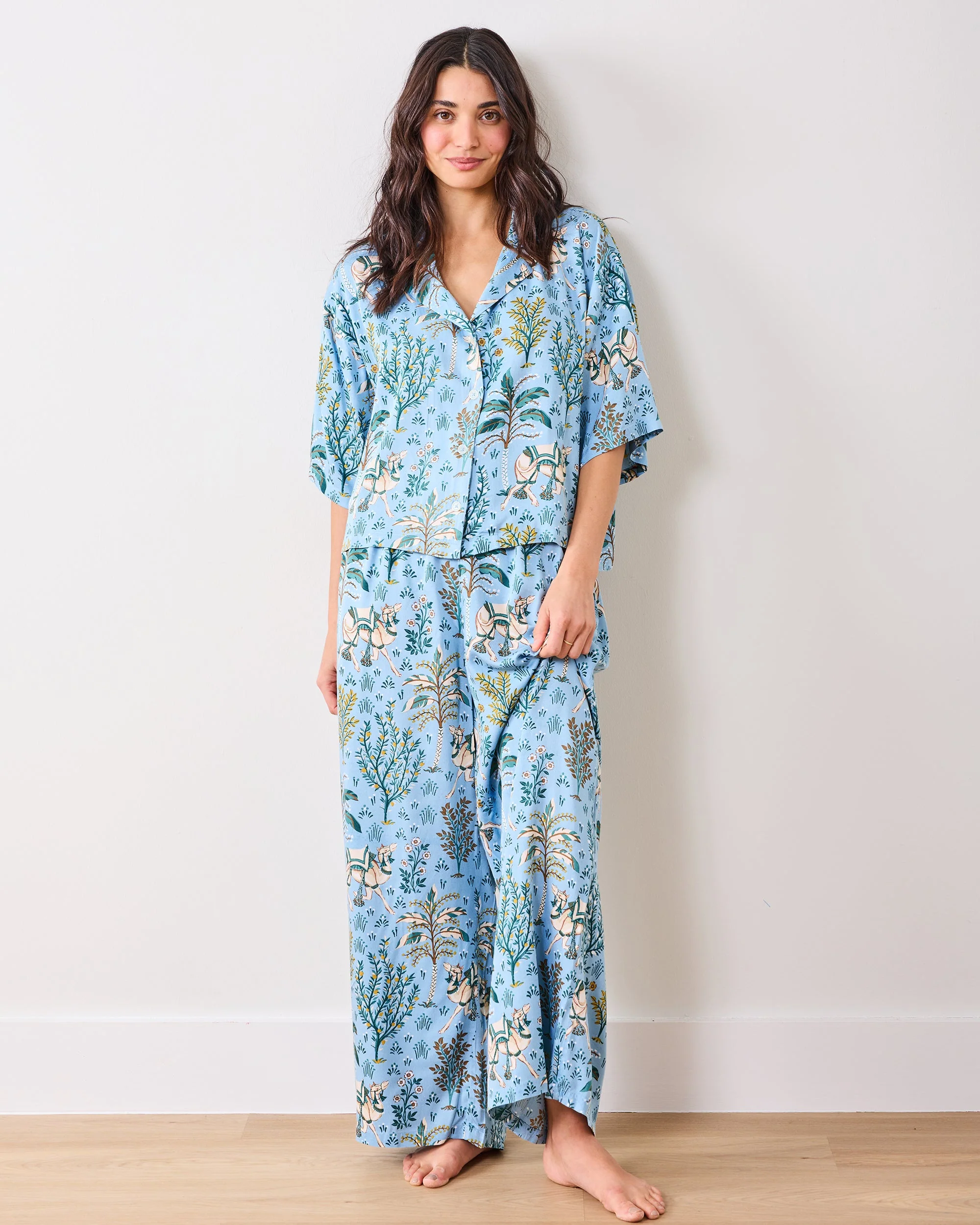 Camel's Courtyard - Tall Eco Satin Wildest Dreams Set | Slate Blue - Image 6
