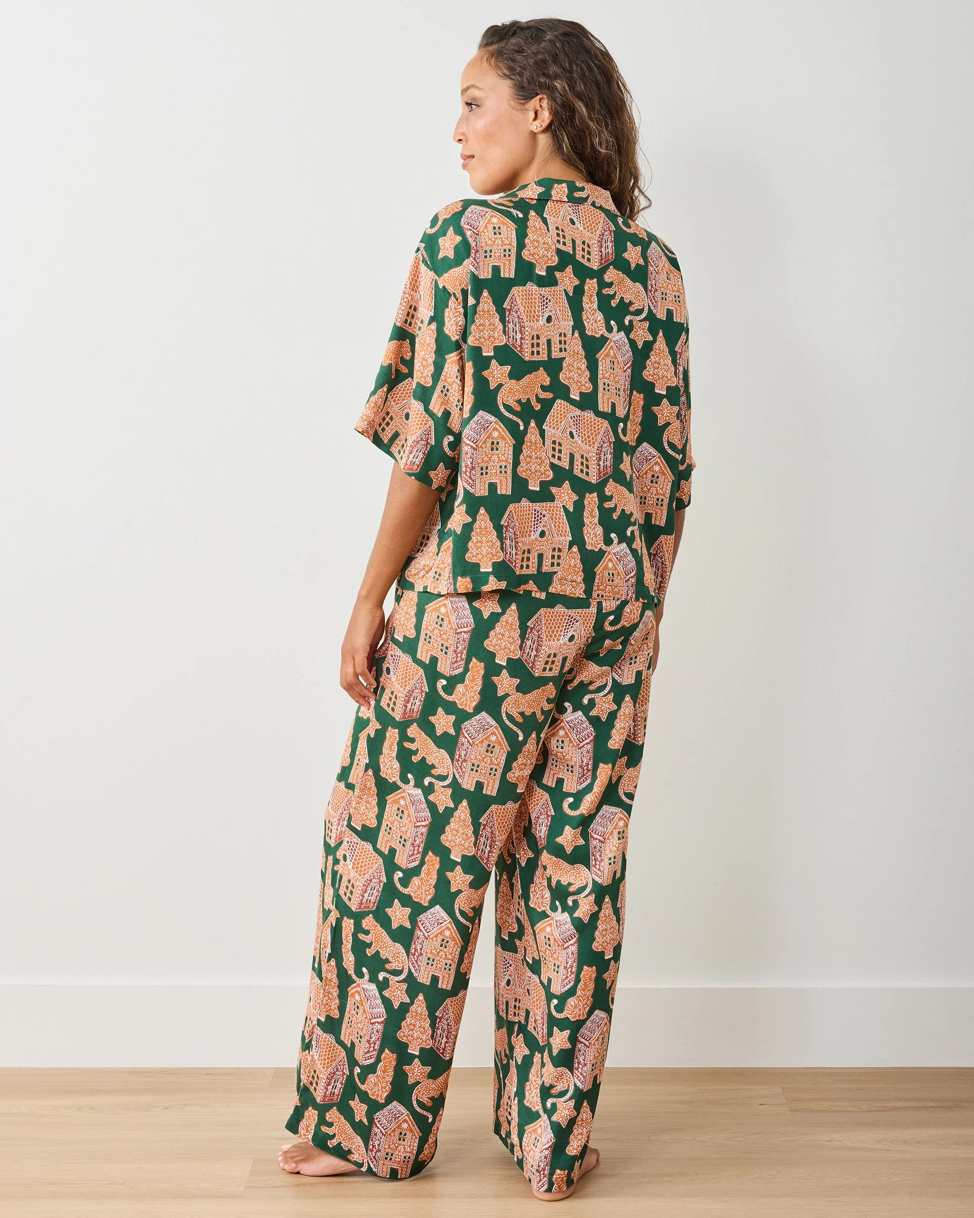 Gingerbread Party - Tall Eco Satin Wildest Dreams Set | Hunter Green - Image 4