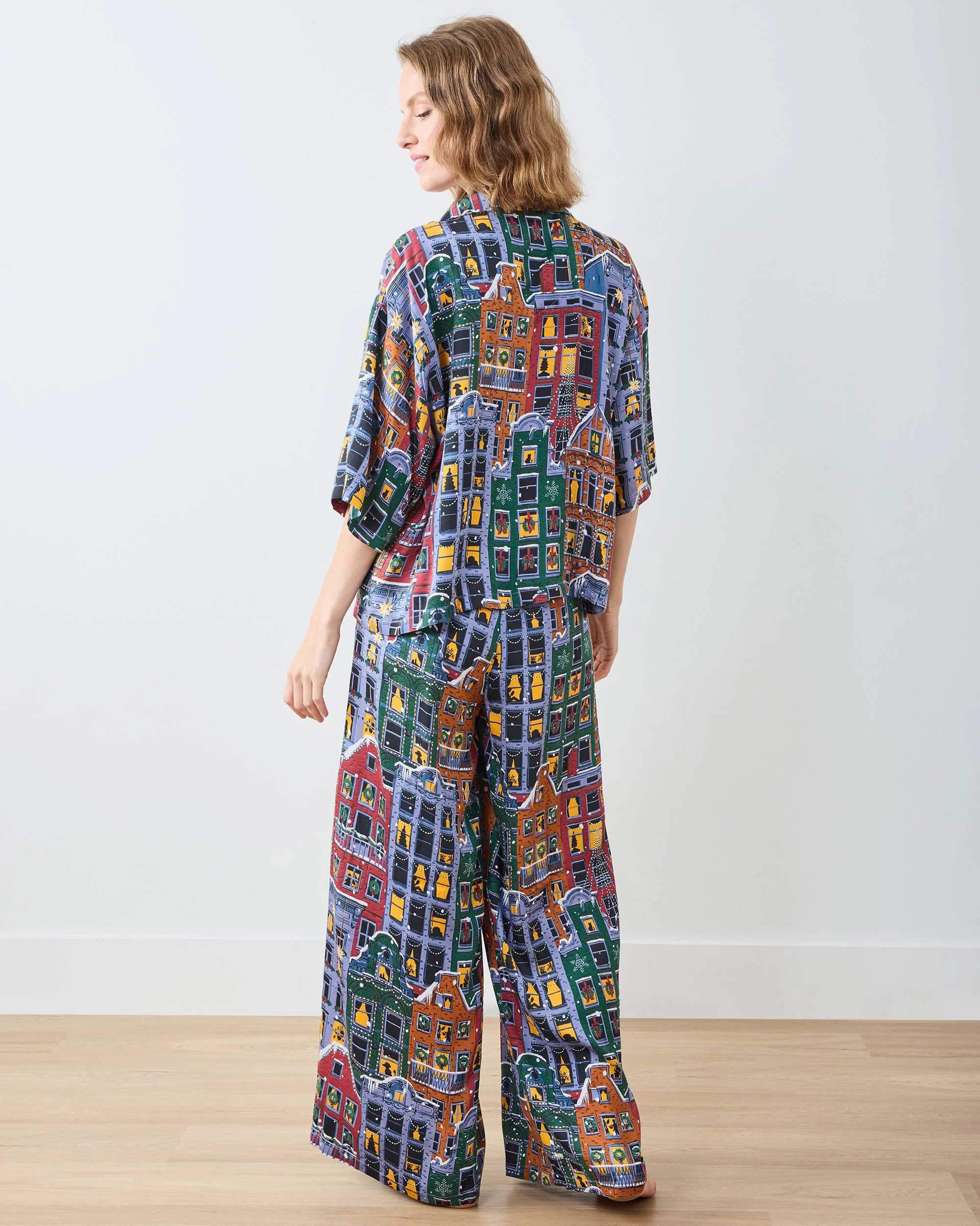 Manhattan Christmas - Eco Satin Wildest Dreams Set | Cozy Brownstone - Image 7